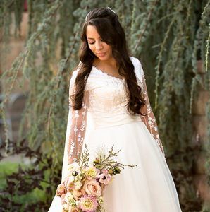 Meet your Posher, Yuridia